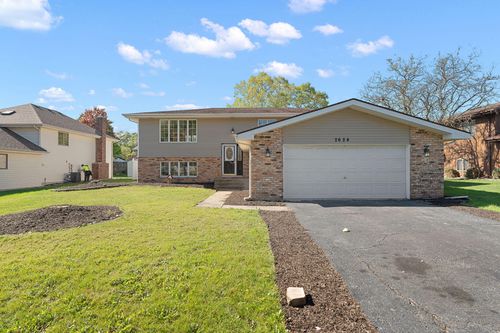 2624 Fossil Stone Rd, Dyer, IN, 46311 | Card Image