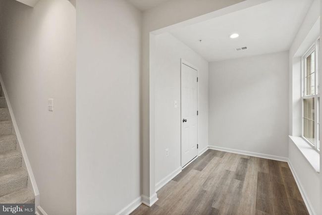 9642 Weshire Dr, Townhouse with 3 bedrooms, 4 bathrooms and null parking in UPPER MARLBORO MD | Image 4