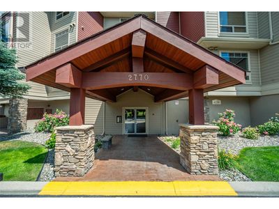 207 - 2770 Auburn Rd, Condo with 2 bedrooms, 2 bathrooms and 1 parking in West Kelowna BC | Image 3