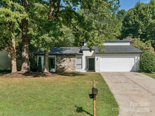 7210 Tressel Ln, Mint Hill, NC, 28227-1460 | Card Image