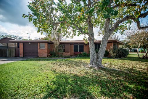 218 Burnet Street, Port Lavaca, TX, 77979 | Card Image