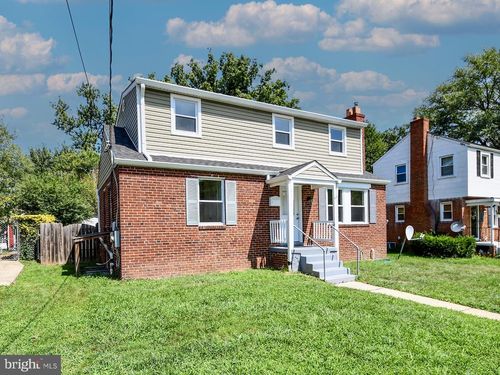 5016 Laguna Rd, COLLEGE PARK, MD, 20740-1526 | Card Image