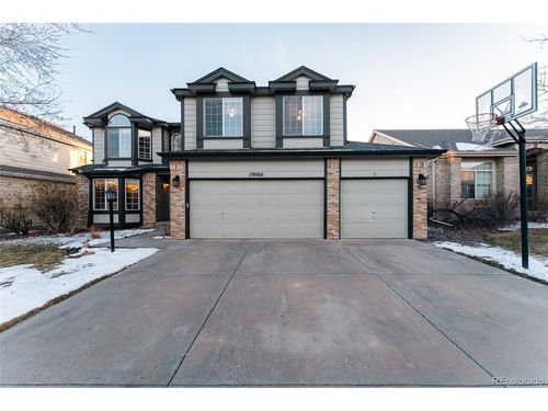 19066 E Berry Dr, Aurora, CO, 80015-5142 | Card Image