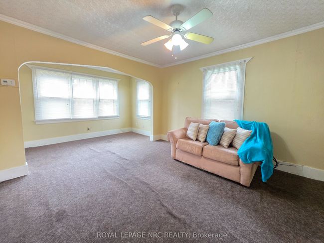 103 Main St E, House other with 2 bedrooms, 1 bathrooms and 2 parking in Port Colborne ON | Image 7