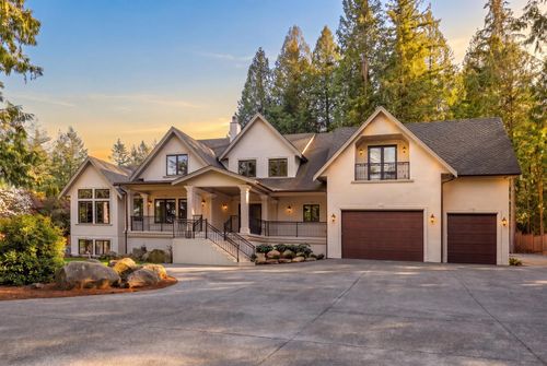 17438 28 Ave, Surrey, BC, V3Z0E7 | Card Image