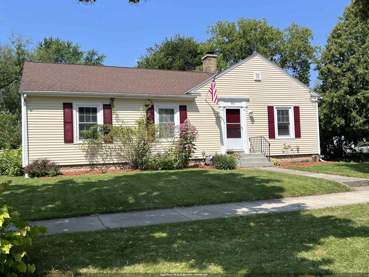 Irwin Ave, Green Bay, WI 54301