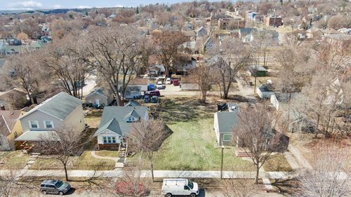 1815 Queen Ave N, Minneapolis, MN, 55411-2932 | Card Image
