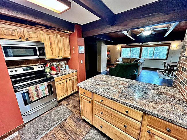 Kitchen view into Living area.jpg | Image 8