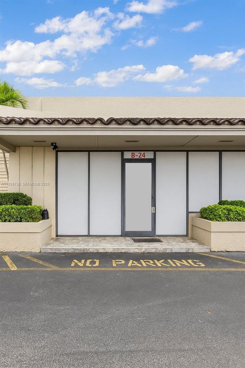 ste-b24-6065 Nw 167th St, Hialeah, FL, 33015-4345 | Card Image