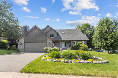 11007 Jackson Dr, Eden Prairie, MN, 55347-4438 | Card Image