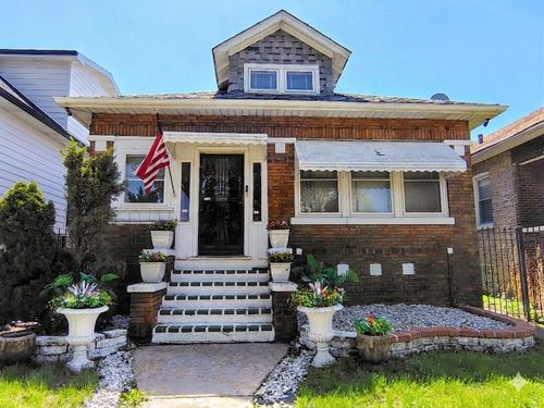 4831 W Haddon Avenue, Chicago, IL, 60651 | Card Image