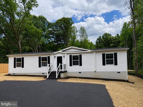 12032 Belfonte Rd, BUMPASS, VA, 23024-8821 | Card Image