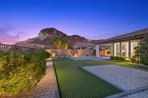 8 Lecco Ln, Henderson, NV, 89011-0111 | Card Image