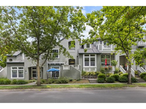 6443 Ne Brighton St, Hillsboro, OR, 97124-5083 | Card Image