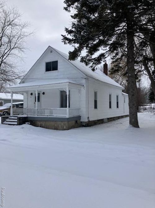 52 Carrington Street, Harbor Beach, MI, 48441 | Card Image