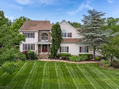 33 Gates Pl, Wayne, NJ, 07470-3217 | Card Image