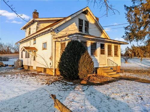 10595 Forty Corners Road Nw, Massillon, OH, 44647 | Card Image