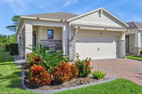 17418 Blazing Star Cir, CLERMONT, FL, 34714-5154 | Card Image