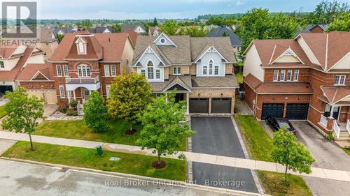 50 The Queensway, Barrie, ON, L4M7J3 | Card Image