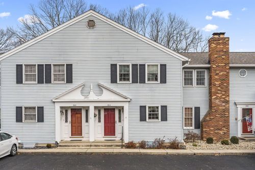 304 Constitution Dr, Chillicothe, OH, 45601-2122 | Card Image