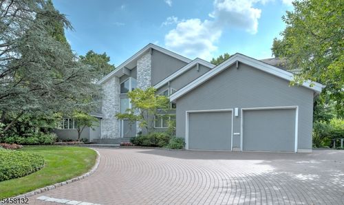 52 Edgemont Rd, West Orange, NJ, 07052-2039 | Card Image