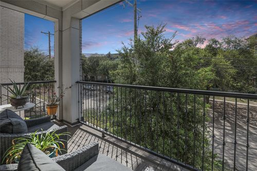 607-7333 Valley View Ln, Dallas, TX, 75240-5529 | Card Image