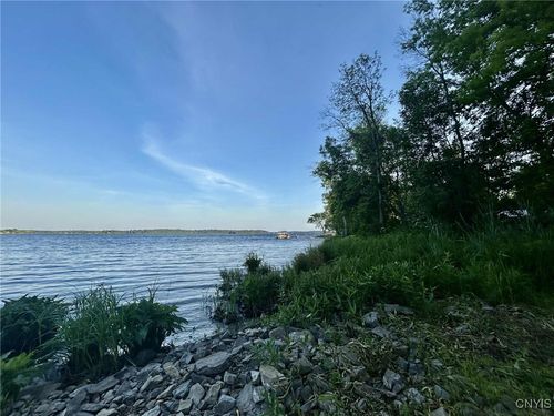 2810 6, Morristown, NY, 13664 | Card Image
