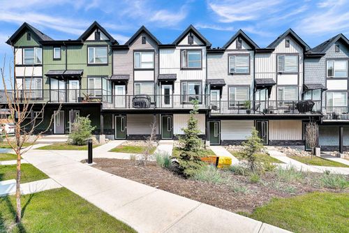 16 Evanscrest Park Nw, Calgary, AB, T3P1R3 | Card Image