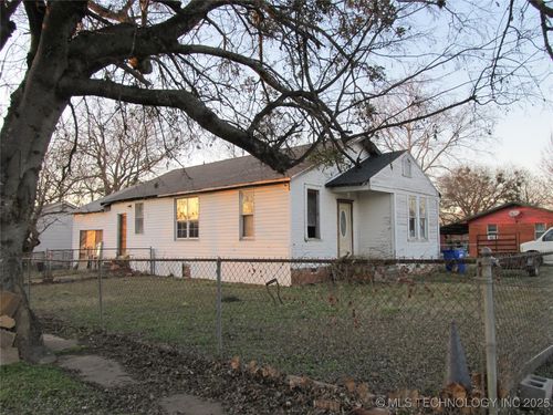203 N Walker St, Bokchito, OK, 74726-1009 | Card Image