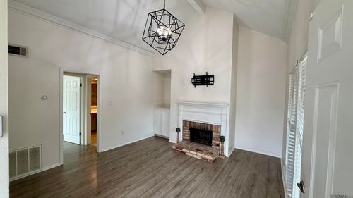 203-8155 Jefferson Hwy, Baton Rouge, LA, 70809-1607 | Card Image