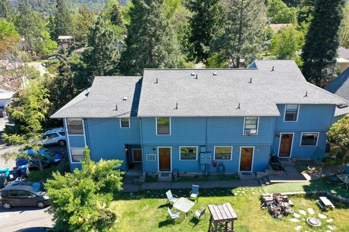 67 Woolen Way, Ashland, OR, 97520-1660 | Card Image