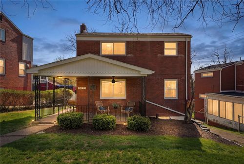1022 Brintell St, Pittsburgh, PA, 15201-1638 | Card Image