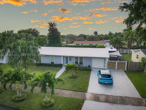 18124 Sw 92nd Ct, Palmetto Bay, FL, 33157-5735 | Card Image