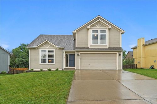 8312 Ne 109th Ln, Kansas City, MO, 64157-1218 | Card Image
