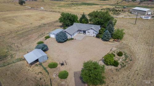 3295 Center Ave, Payette, ID, 83661-5391 | Card Image