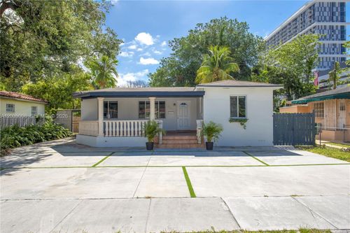 2721 Sw 29th Ct, Miami, FL, 33133-3037 | Card Image