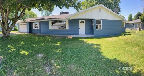 11 Mound St, The Plains, OH, 45780-1012 | Card Image