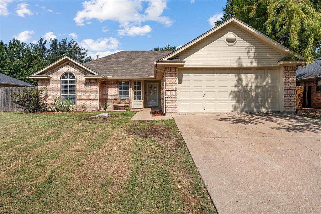 Morene Ave, Waxahachie, TX 75165