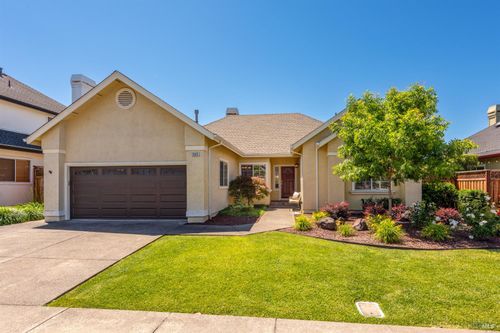1040 Elsbree Lane, Windsor, CA, 95492 | Card Image