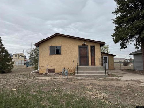124 Railroad Ave, Lingle, WY, 82223-5058 | Card Image