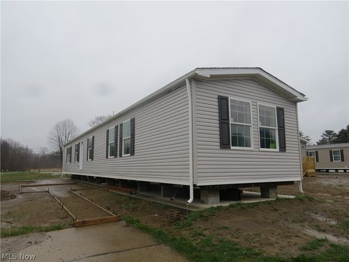 2659 Lake Breeze Dr, Madison, OH, 44057-3451 | Card Image