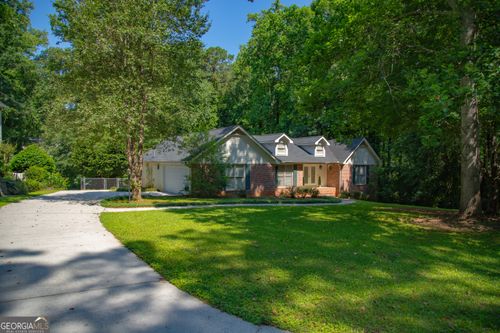 30 Laurelwood Cir, Griffin, GA, 30224-5136 | Card Image