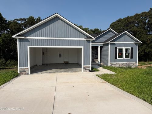 72 Hagood St, Smithfield, NC, 27577-2540 | Card Image