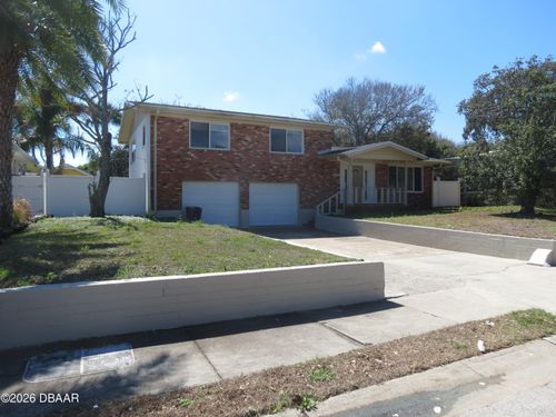 122 Magnolia Dr, ORMOND BEACH, FL, 32176-8115 | Card Image