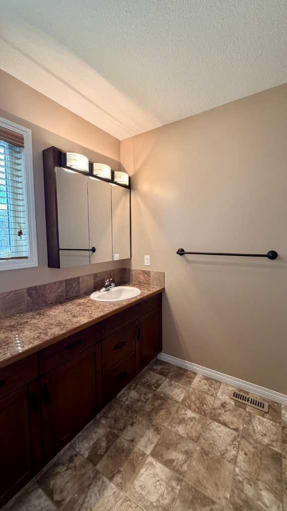 Residential in Lethbridge 3