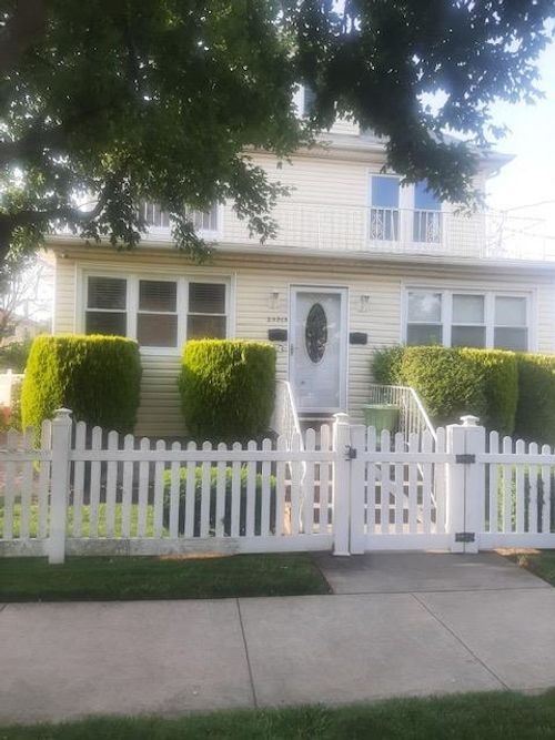 2-25715 148th Ave, Rosedale, NY, 11422-2913 | Card Image