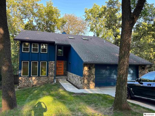 11737 Fisher House Rd, Bellevue, NE, 68123-1112 | Card Image