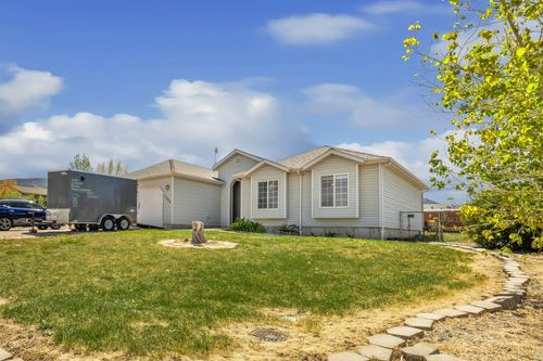 1590 E Highland Trails Dr, Enoch, UT, 84721 | Card Image
