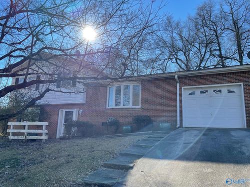 2803 Brett Rd Nw, Huntsville, AL, 35810-3306 | Card Image