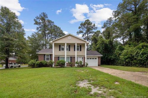 7591 Beverly Dr, Fayetteville, NC, 28314-5919 | Card Image